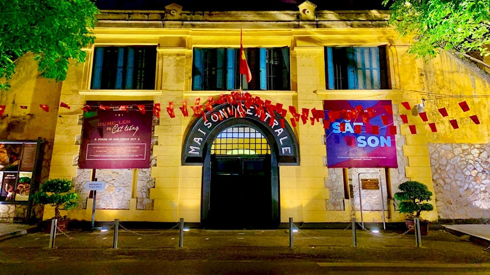 Uncover powerful stories of resilience and resistance at Hoa Lo Prison, a haunting relic of Hanoi’s turbulent past 